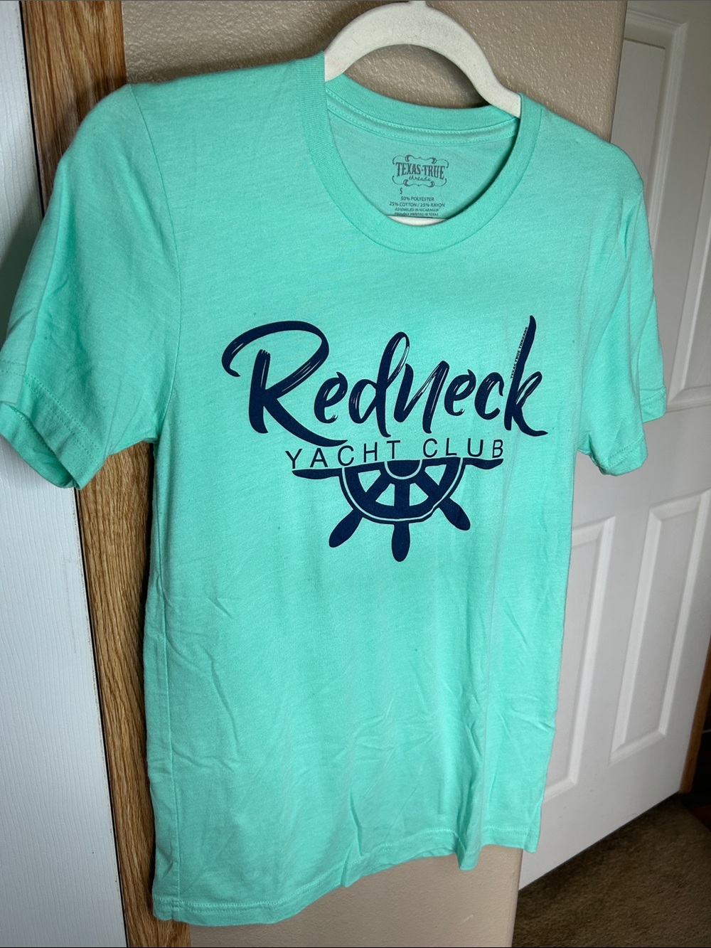 TEXAS TRUE Threads Mint Crew Neck Graphic Tee Shirt